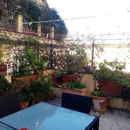 לינה וארוחת בוקר La Terrazza